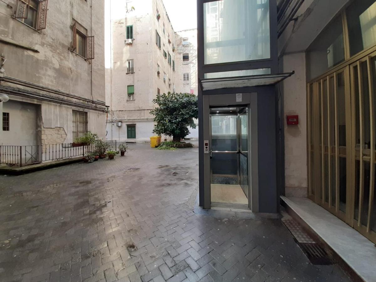Notte Stellata Apartment Наполи Екстериор снимка